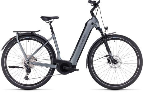 Das Kathmandu Hybrid Pro 750 easy Entry Modelljahr 2023 in der Farbe Flashgrey-Metal bei Hilmers in Freiburg