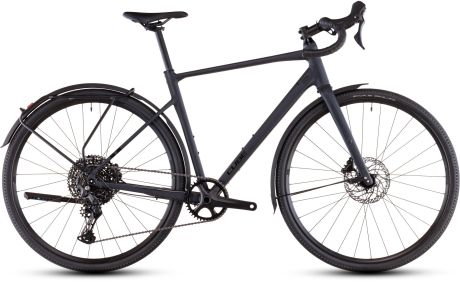 Das CUBE NUROAD PRO FE, Modelljahr 2025, in der Farbe night´n´black bei Hilmers in Freiburg