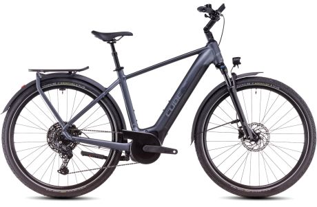 Das CUBE TOURING HYBRID PRO 625, Modelljahr 2025, in der Farbe metallicgrey´n´chrome bei Hilmers in Freiburg